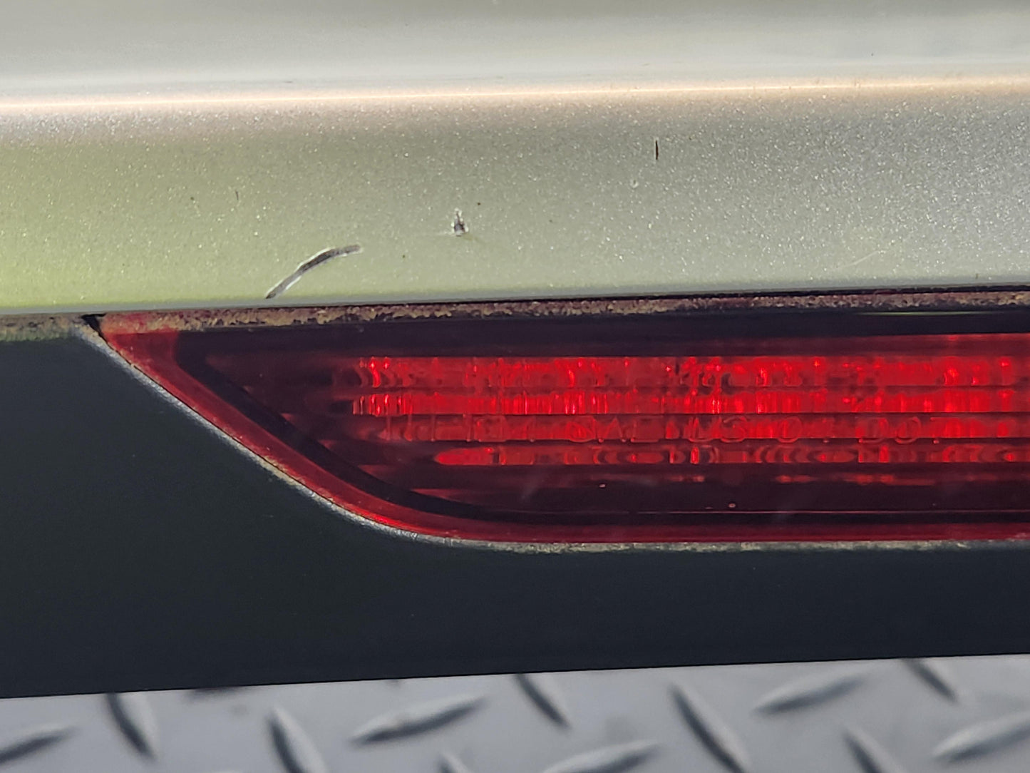 Audi Q7 4L Rear Tailgate Boot Spoiler 4L0827933