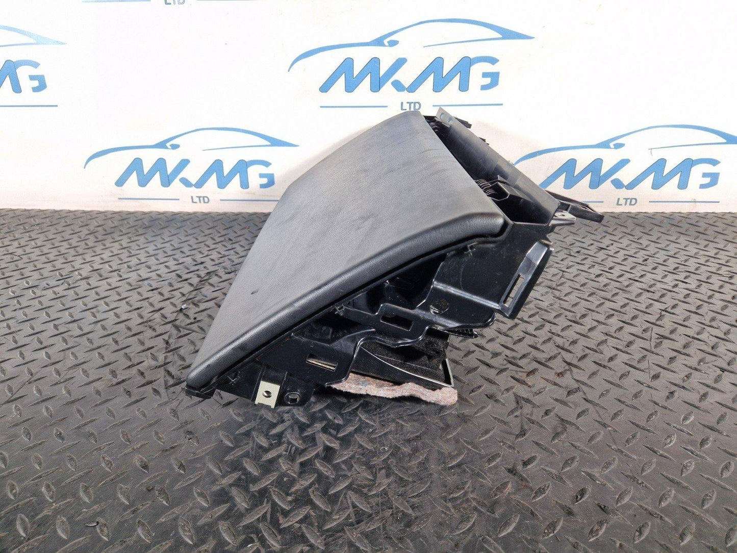 13-23 RANGE ROVER SPORT L494 OEM LOWER GLOVE BOX COMPARTMENT LK52-060K63-A