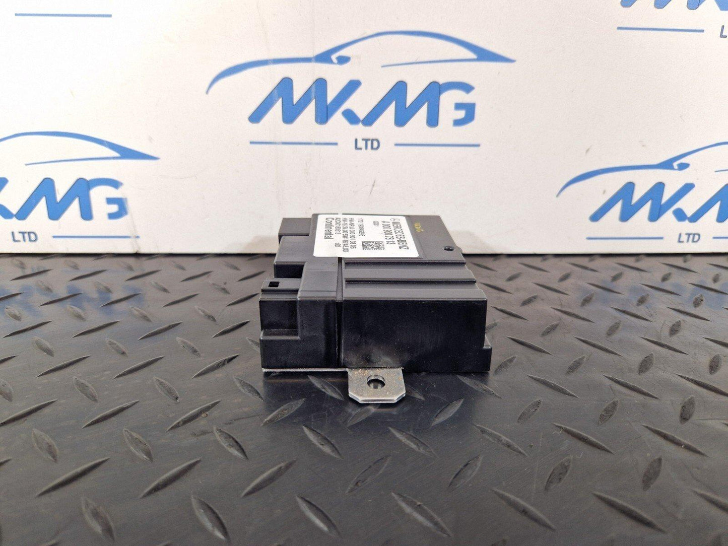 14-21 MERCEDES BENZ C300h W205 OEM FUEL PUMP CONTROL MODULE A0009007813