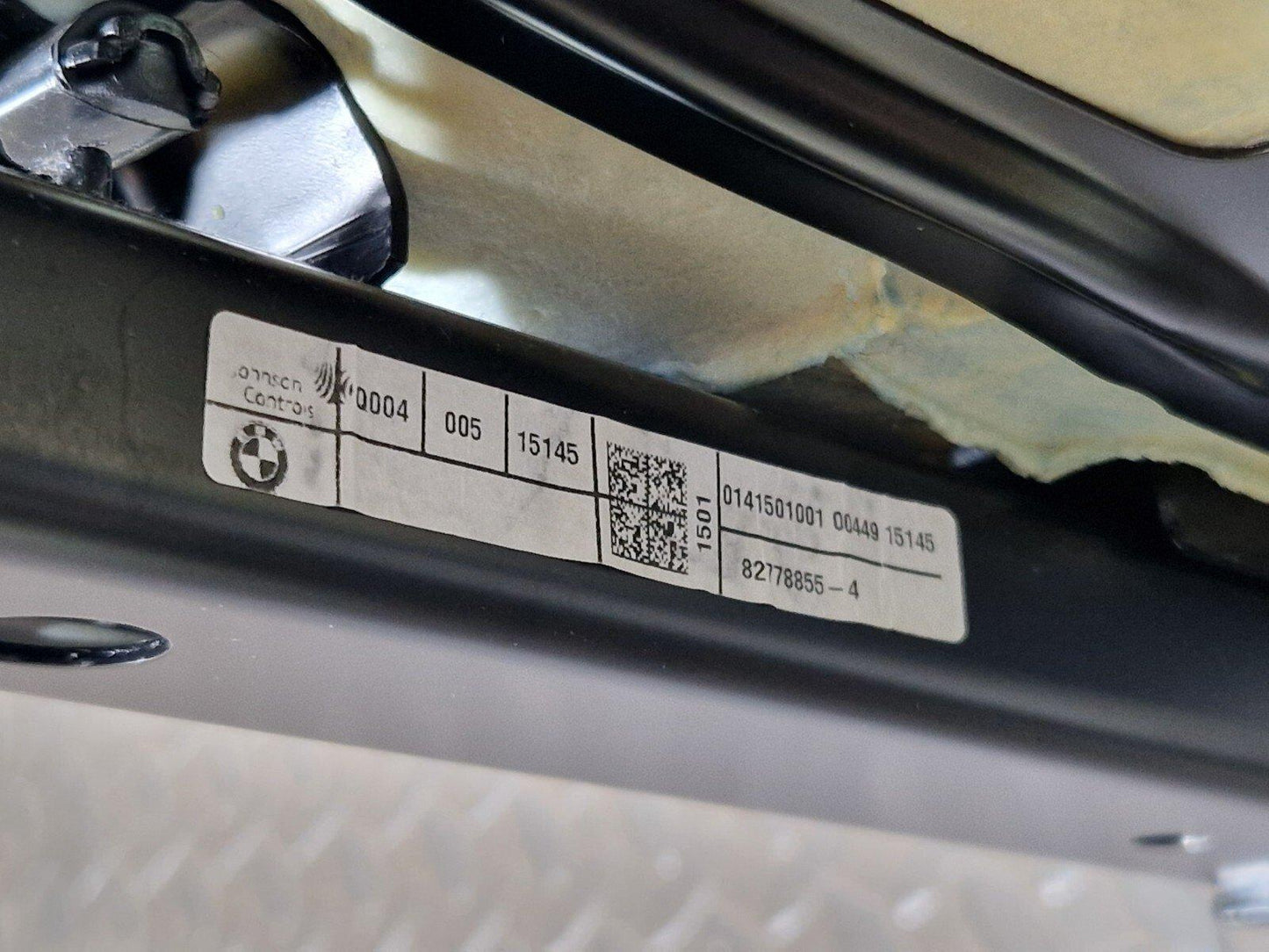 BMW 2 X1 SERIES F45 F48 GENUINE REAR RIGHT O/S CLOTH FABRIC COMPLETE SEAT RED
