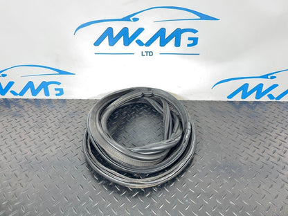 BMW 3 SERIES F31 GASKET SEAL RUBBER TAILGATE BOOTLID TRUNK 7263092