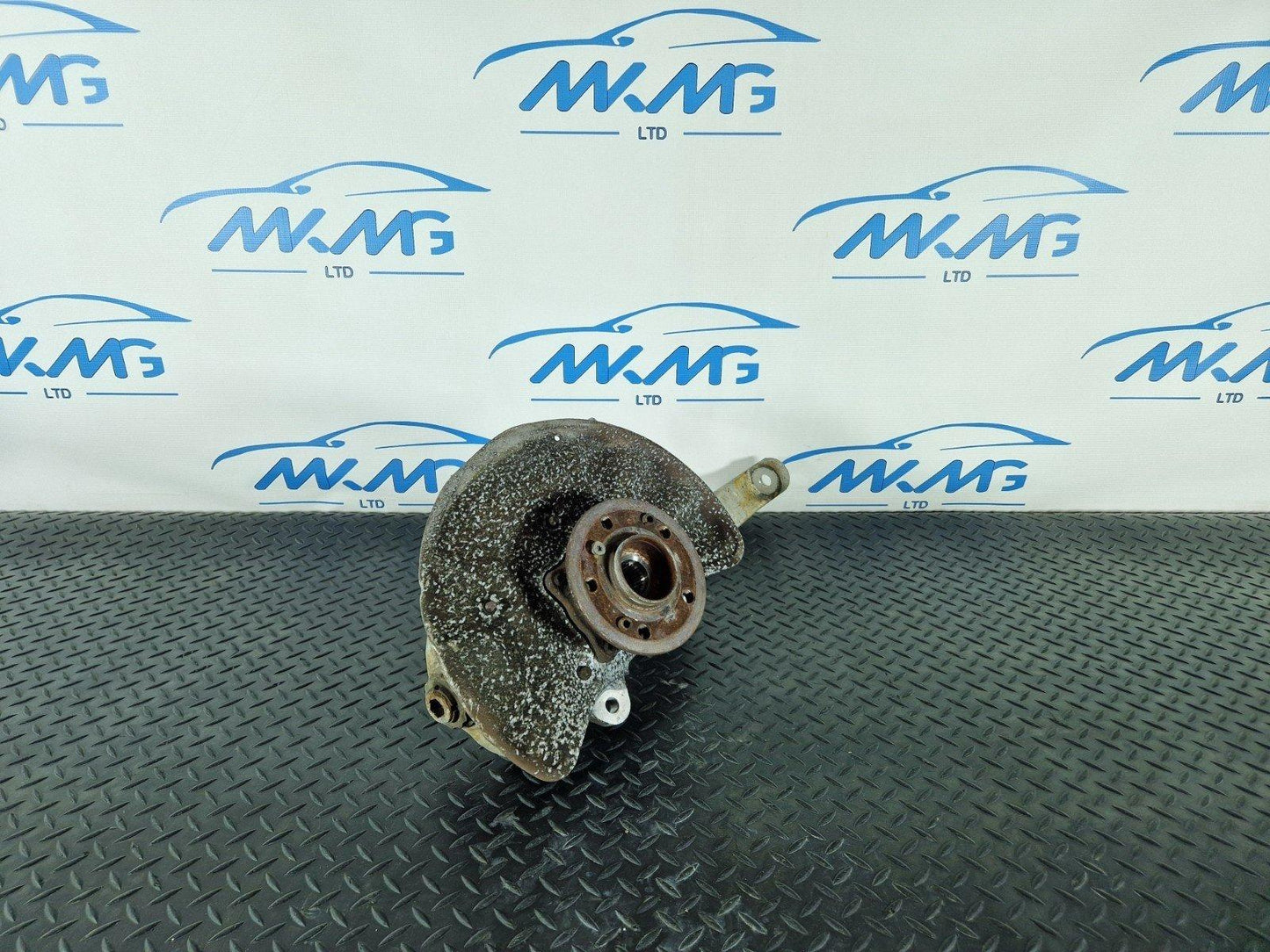 11-19 MERCEDES BENZ ML W166 FRONT LEFT N/S WHEEL HUB & BEARING A1663300920