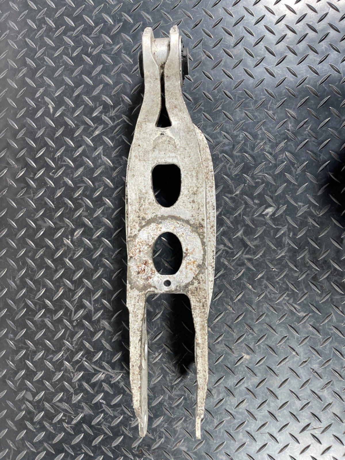 16-23 AUDI A5 F5 SPORTBACK REAR RIGHT OR LEFT SIDE LOWER CONTROL ARM 8W0505311H