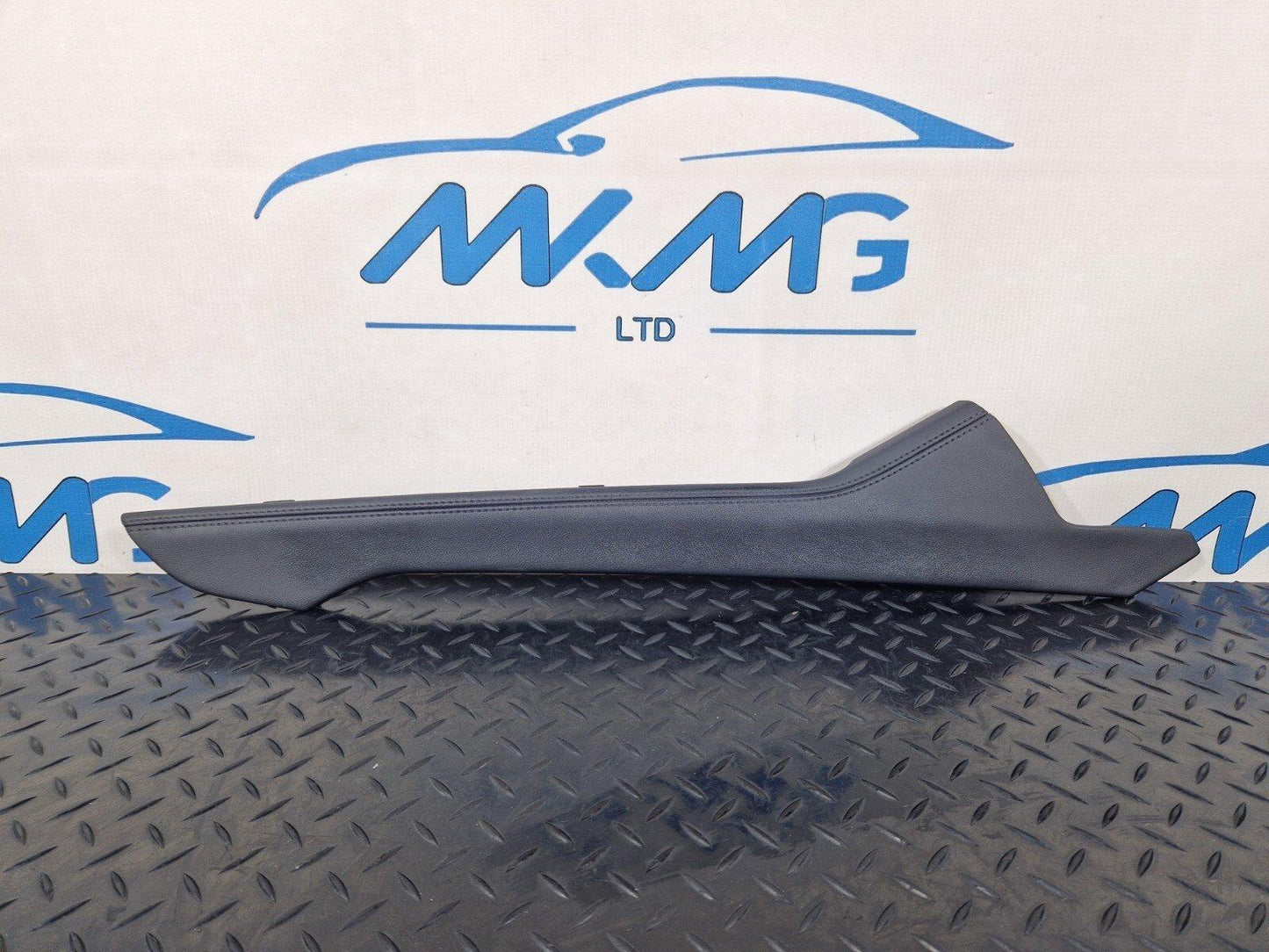 16-19 AUDI A4 B9 GENUINE DRIVER SIDE CENTRE CONSOLE LEATHER TRIM 8W2863306A