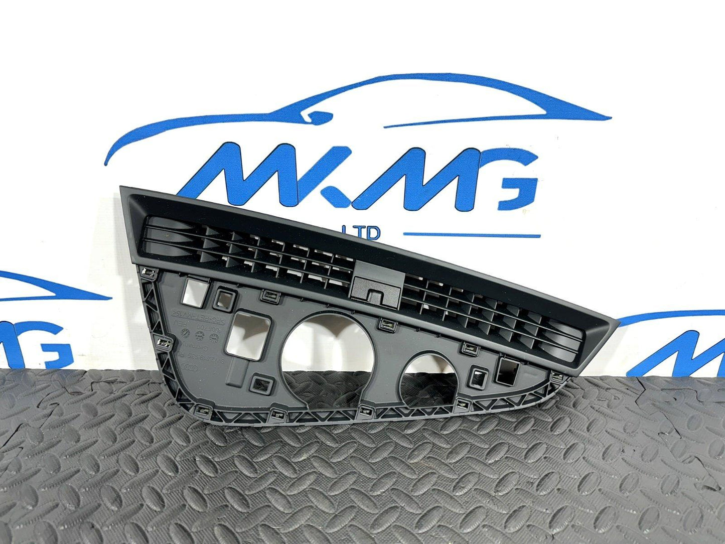 16-19 AUDI A4 B9 AVANT GENUINE DASHBOARD TRIM COVER 8W2819635