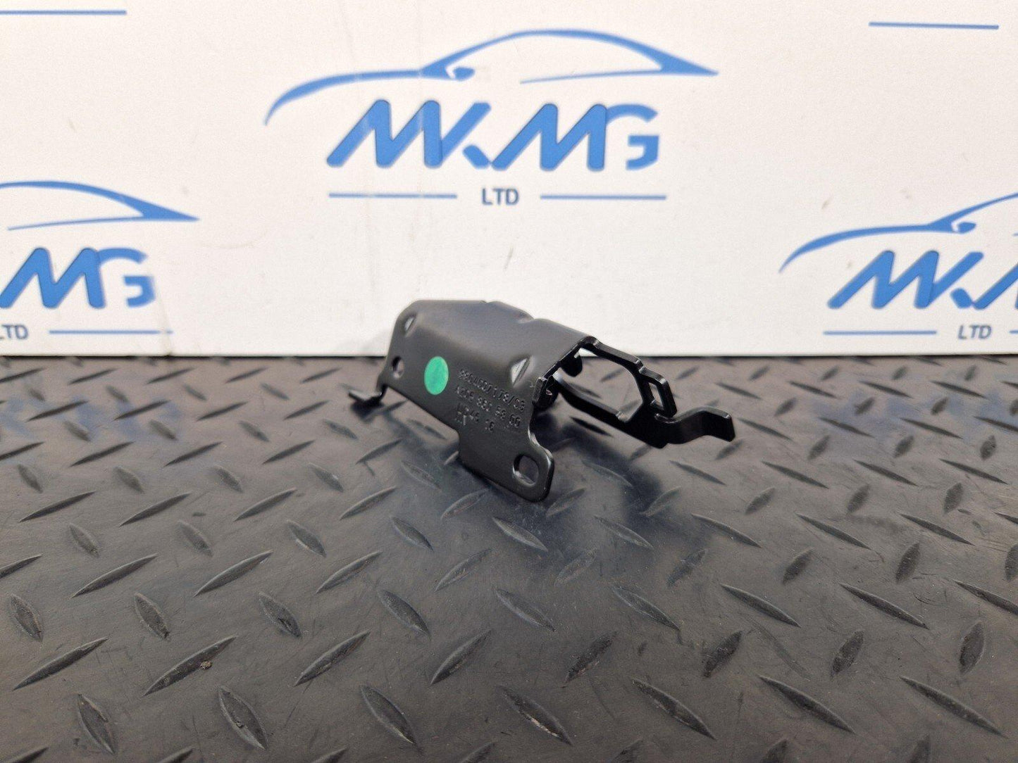 14-21 MERCEDES C220d W205 BOOT TRUNK RIGHT O/S LUGGAGE NET HOLDER A2058605800