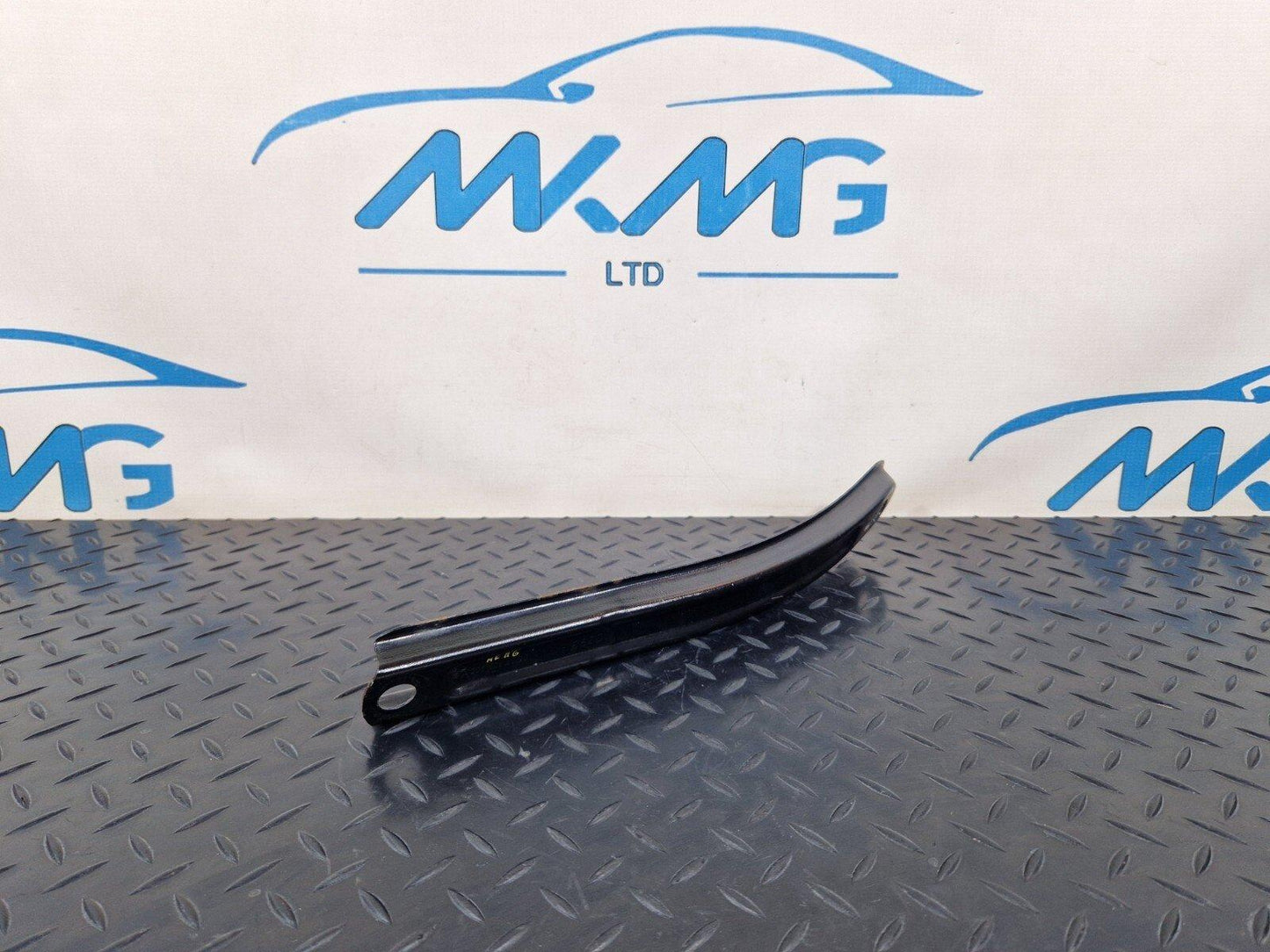 14-21 MERCEDES BENZ C200d W205 FRONT AXLE CARRIER BRACING BRACKET A2056282000