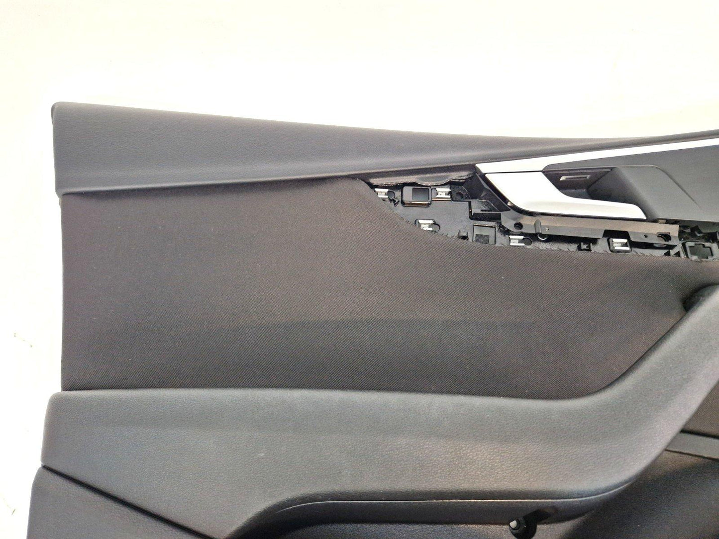 16-19 AUDI A4 AVANT B9 OEM FRONT LEFT SIDE DOOR CARD PANEL 8W0867117