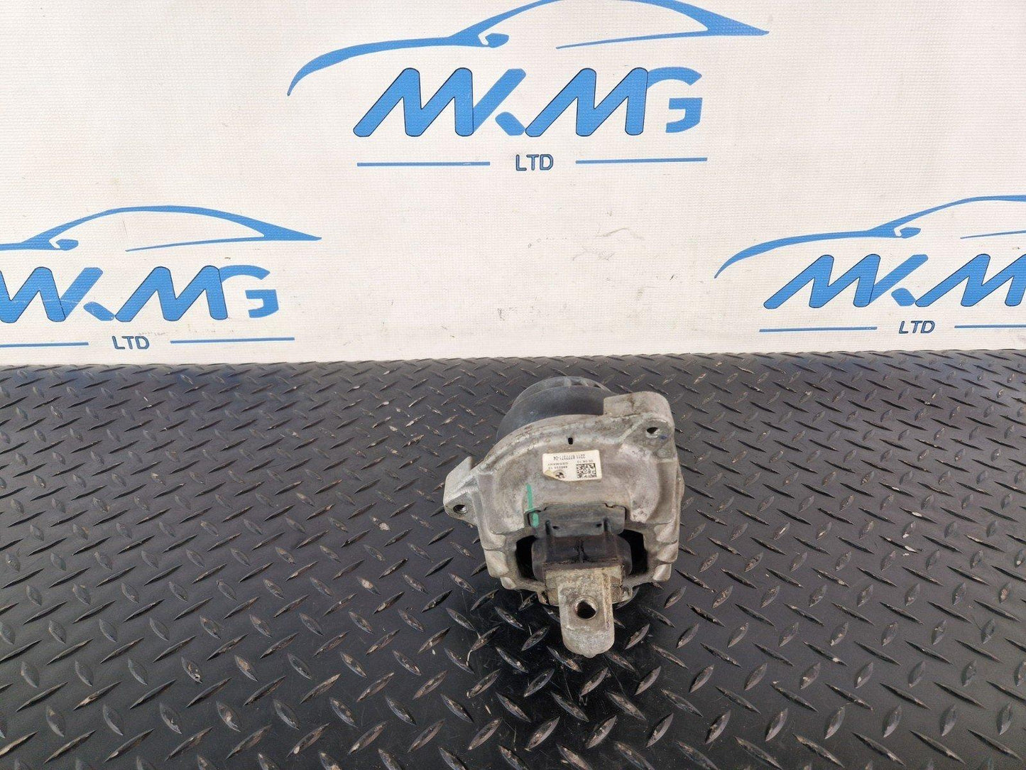 11-18 BMW 6 SERIES F13 GENUINE ENGINE MOUNT FITS LEFT & RIGHT 6777371