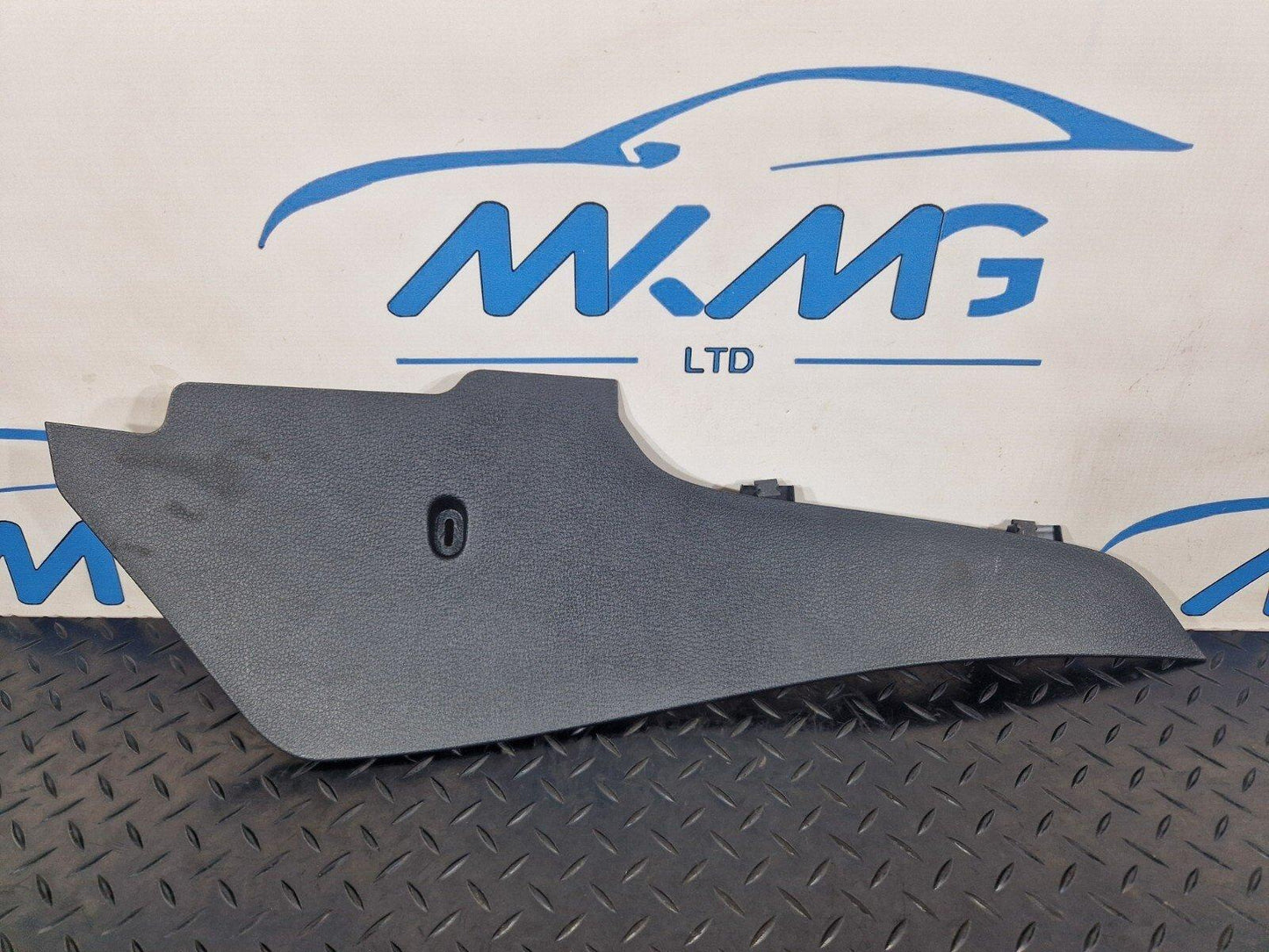 17-20 VW GOLF MK7.5 CENTRE CONSOLE COVER TRIM RIGHT SIDE 5GE863045C