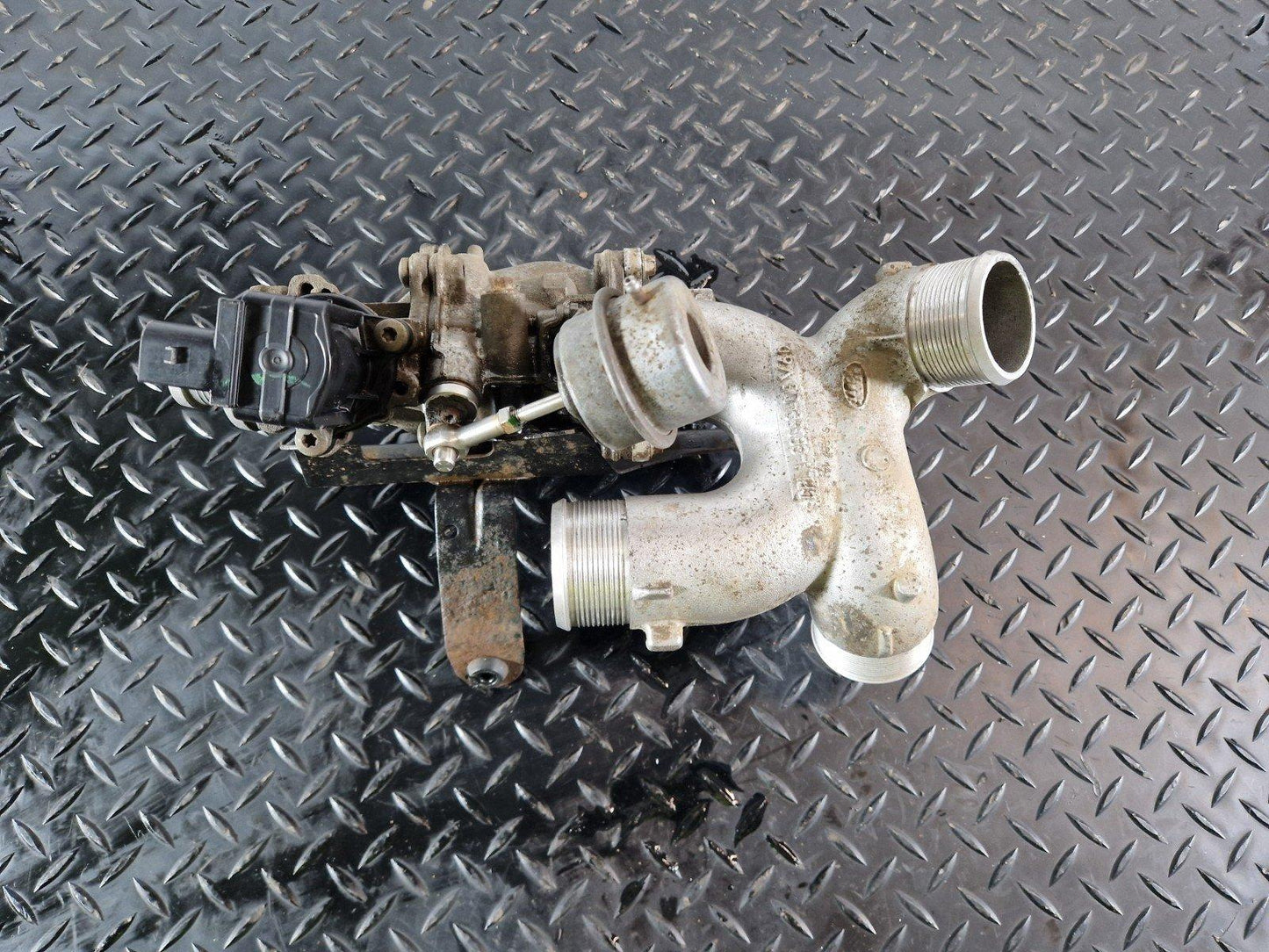 13-23 RANGE ROVER SPORT L494 GENUINE EGR VALVE AND COOLER CPLA-98659-CB