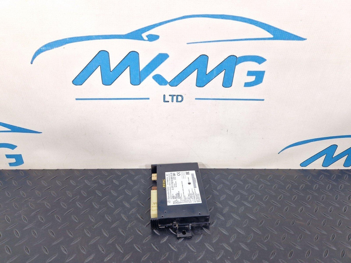 18-ON MERCEDES BENZ SPRINTER W907 W910 COMUNICATION CONTROL ECU A1779009703