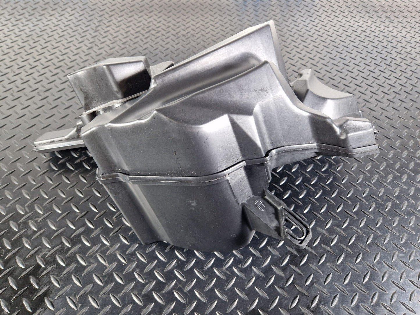 16-24 AUDI A5 F5 CABRIOLET BASS LOUDSPEAKER SUBWOOFER 8W7035381B