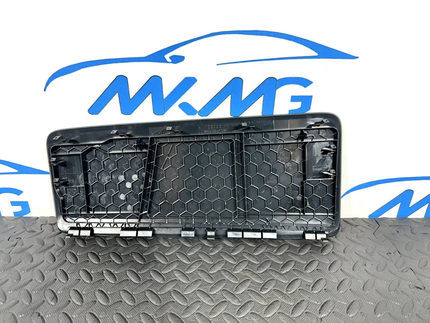 16-19 AUDI A4 B9 GENUINE  DRIVERS SIDE SHELF GRILL SPEAKER COVER TRIM 8W5035406