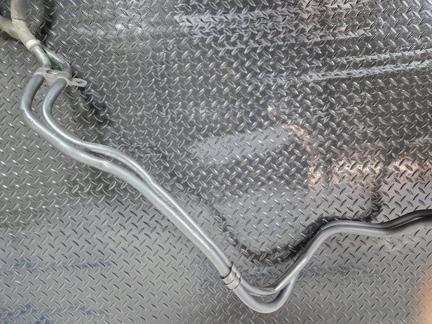 14-21 MERCEDES BENZ C300h W205 HYBRYD WATER COOLANT PIPES HOSE A2055010591