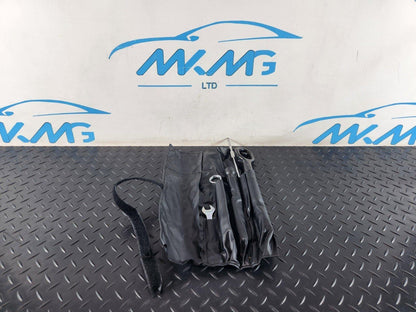 16-20 AUDI Q7 4M GENUINE BOOT TOOLKIT