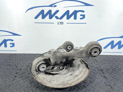 12-18 MERCEDES A B CLA W176 W246 C117 GENUINE REAR RIGHT SIDE WHEEL HUB A2460406