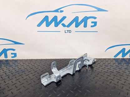 14-21 MERCEDES BENZ C220 W205 GENUINE LEFT SIDE N/S BOOT BRACKET A2056914300