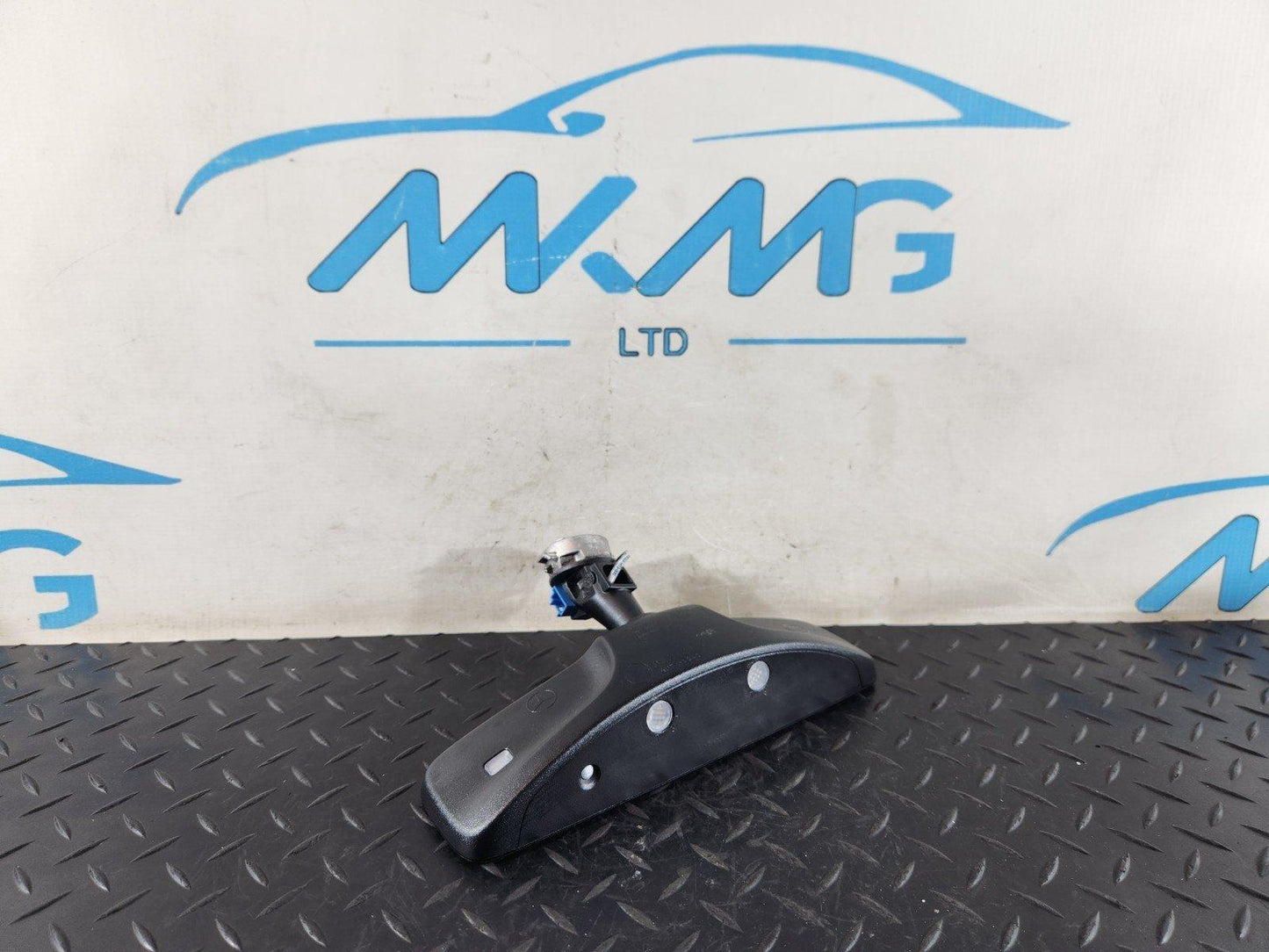 19-ON MERCEDES BENZ B CLASS W247 REAR VIEW MIRROR A2478103400