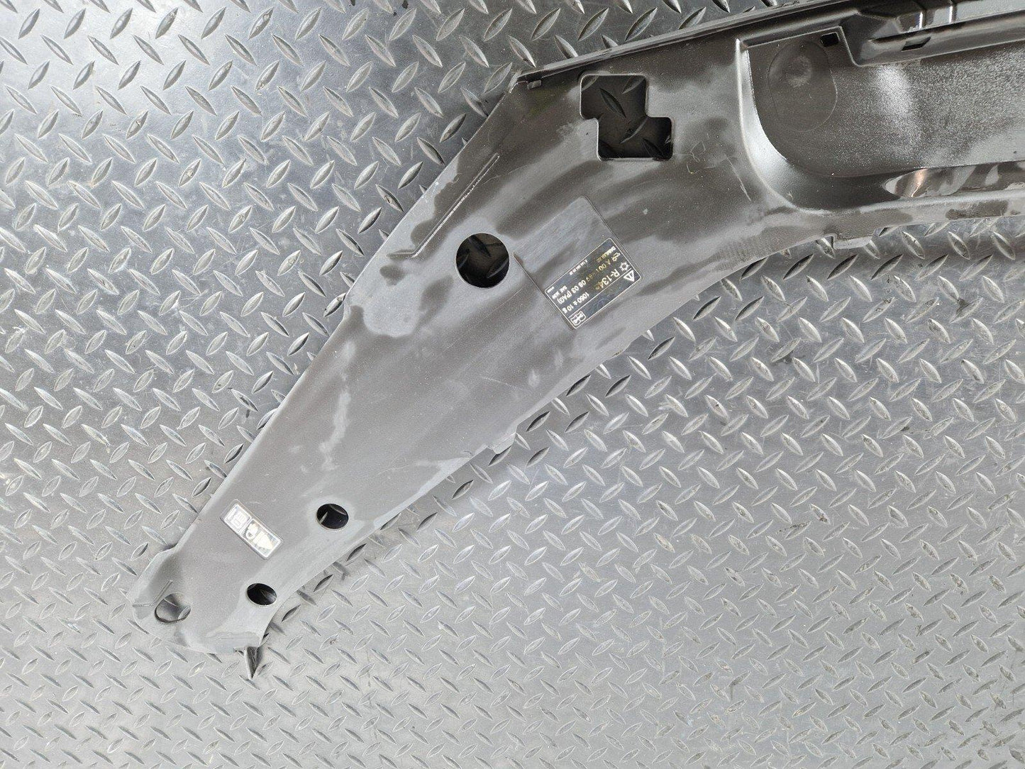 11-19 MERCEDES BENZ ML W166 GENUINE SLAM PANEL A1665840038