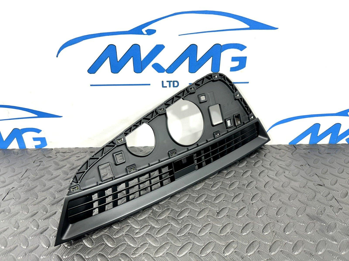 16-19 AUDI A4 B9 AVANT GENUINE DASHBOARD TRIM COVER 8W2819635