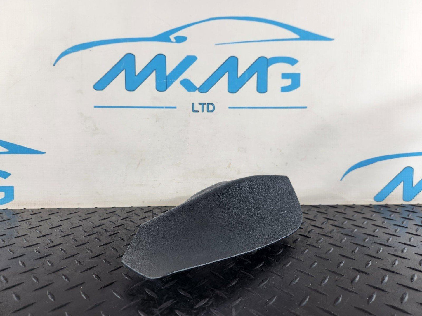 16-22 MERCEDES BENZ X253 PASSENGER SIDE BOOT TRUNK COVER TRIM A2536921900