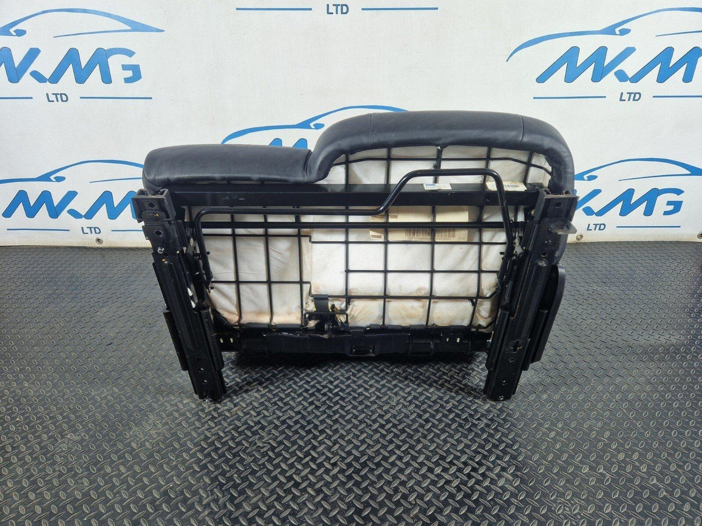 10-15 AUDI Q7 4L GENUINE REAR LEFT SEATS 2ND ROW 4L0890037