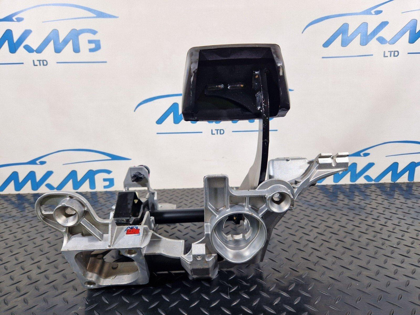 12-18 AUDI A6 C7 GENUINE BRAKE PEDAL BOX 8K2723140D
