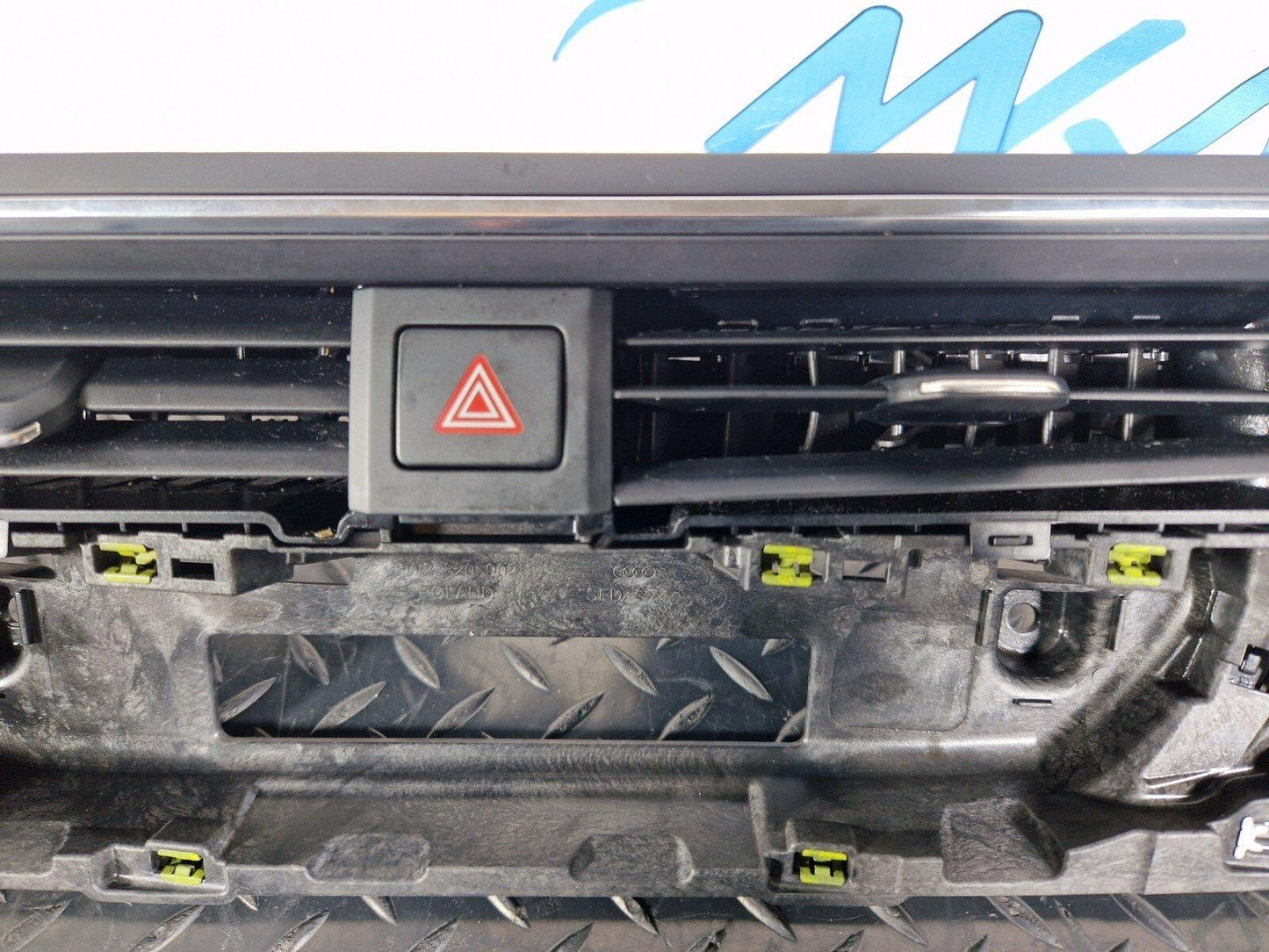 16-23 AUDI A5 F5 S-LINE DASHBOARD AIR VENTS TRIM 8W2820902 8W0971659B