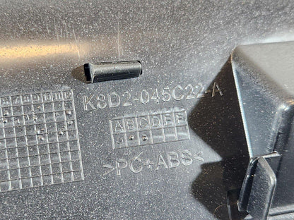 19-ON RANGE ROVER EVOQUE L551 GENUINE CENTRE CONSOLE TRIM K8D2-045C22-A
