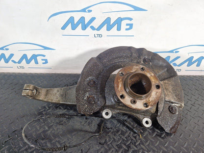 11-18 BMW 6 SERIES F13 FRONT RIGHT O/S WHEEL CARRIER HUB 6775770
