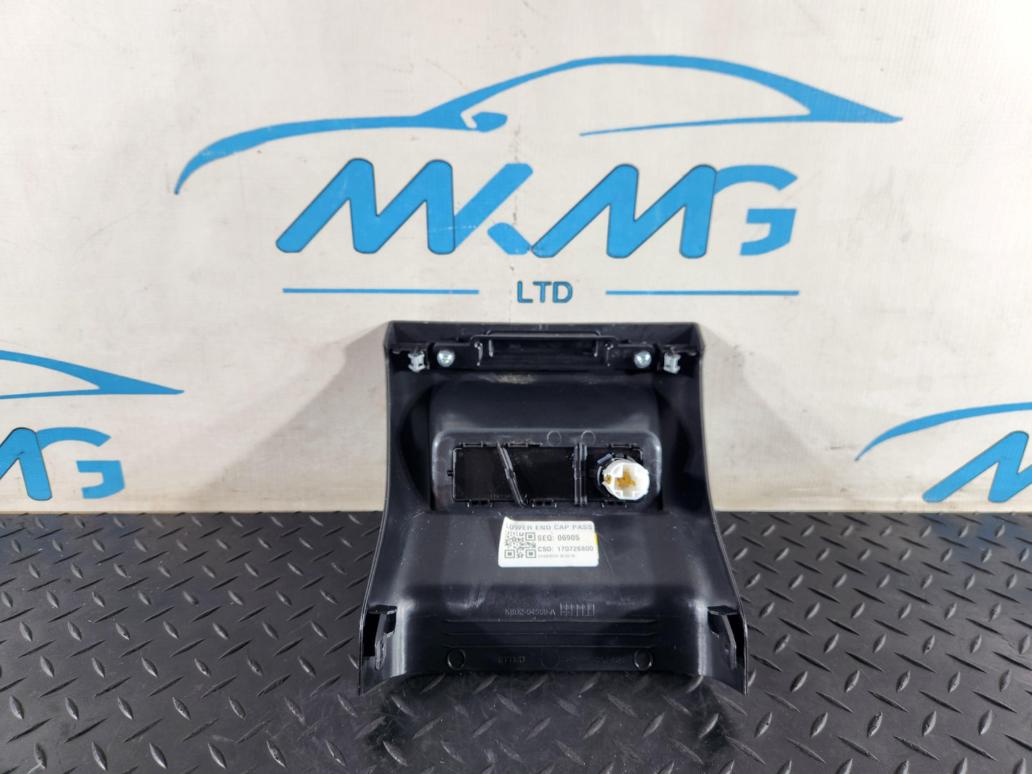 Land Rover Range Rover Evoque L551 SUV Rear Centre Console Trim K8D2-04569-A