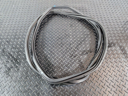 10-15 AUDI Q7 4L 3.0 TDI OEM REAR DOOR RUBBER SEAL FITS LEFT & RIGHT 4L0833721A
