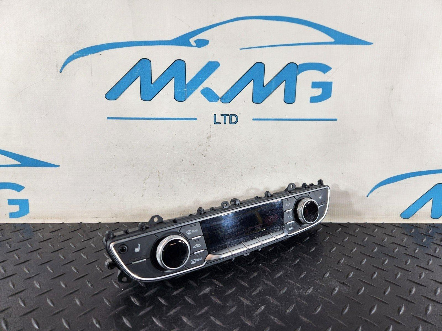 16-20 AUDI Q7 4M GENUINE A/C CLIMATE CONTROL SWITCH PANEL 4M0820043K