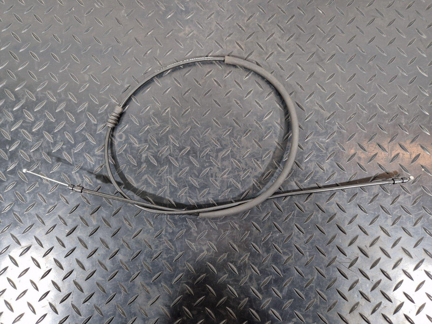 14-21 BMW 2 SERIES X1 F46 F45 F46 GENUINE BONNET RELEASE WIRE 7300572