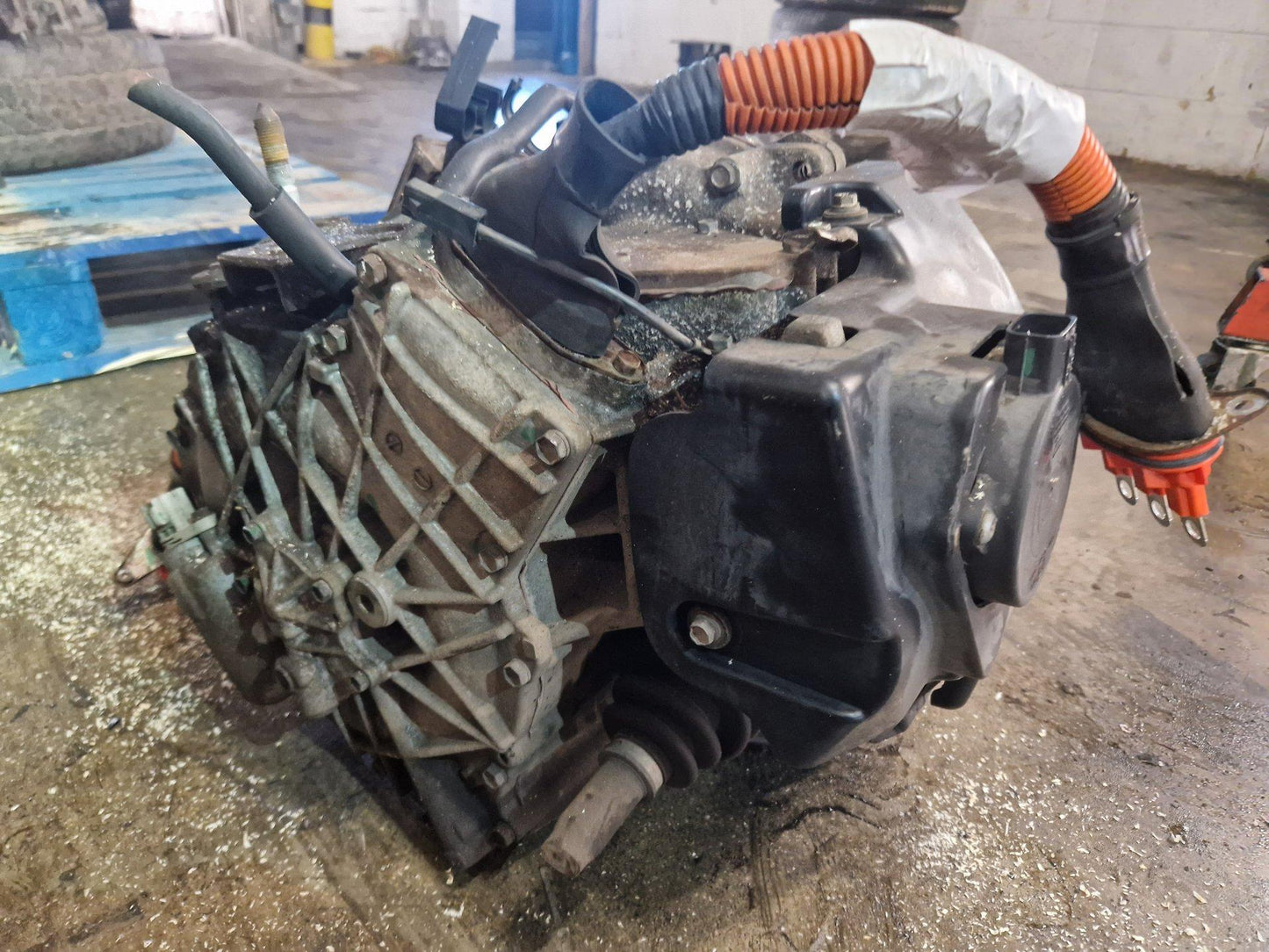 Toyota Prius 1.5L Hybrid 1NZ-FXE Automatic CVT 3090047040 Transmission Gearbox