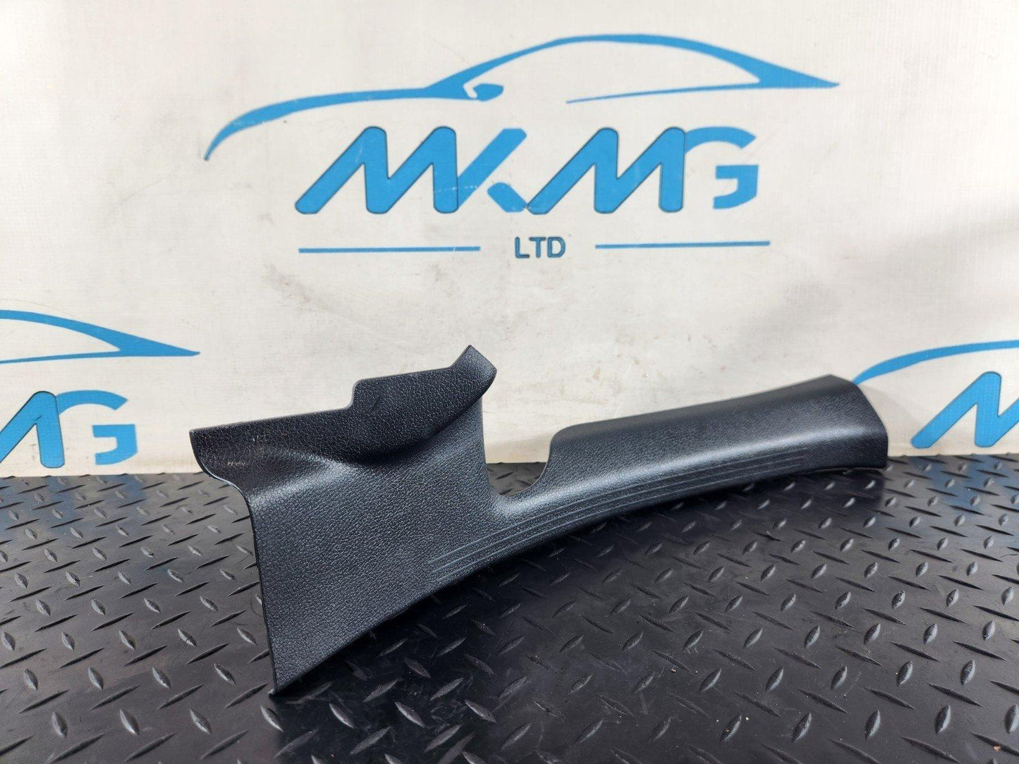 16-22 MERCEDES BENZ X253 REAR RIGHT SIDE INNER C PILLAR COVER TRIM A2536860200