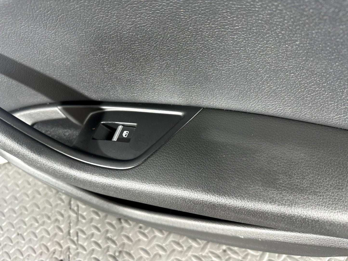 16-19 AUDI A4 B9 AVANT/ESTATE GENUINE REAR DRIVER SIDE LEATHER DOOR CARD BLACK
