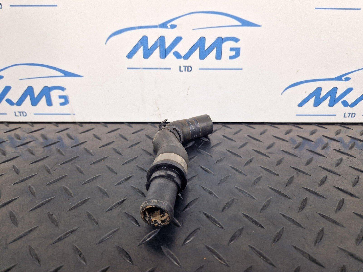 16-23 AUDI A5 F5 SPORTBACK S-LINE GENUINE WATER COOLANT HOSE PIPE 8W0819332D