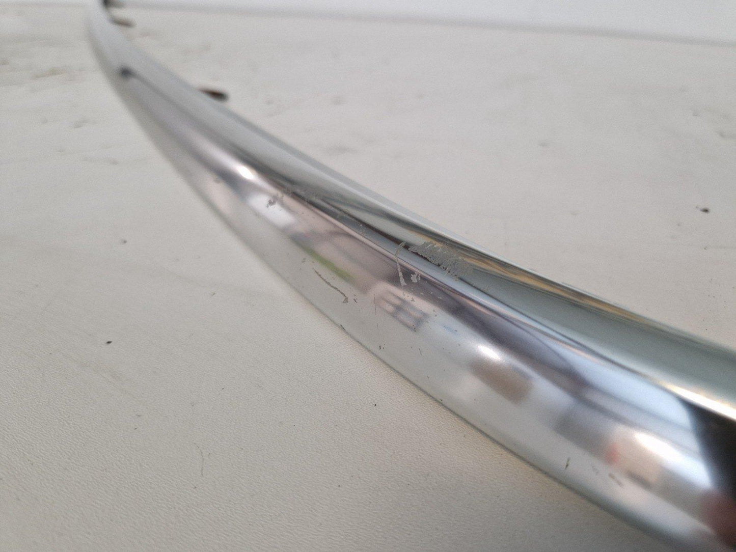 16-19 AUDI A4 B9 AVANT GENUINE ROOF RAIL ESTATE PASSENGER SIDE 8W8860021