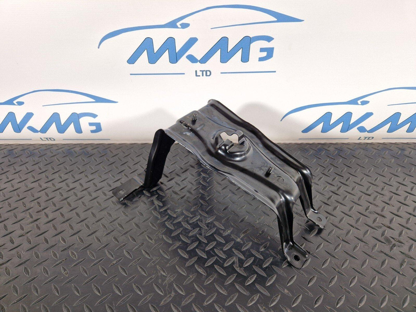 16-24 AUDI A5 F5 CONVERTIBLE SPARE WHEEL MOUNT BRACKET 8W7802715
