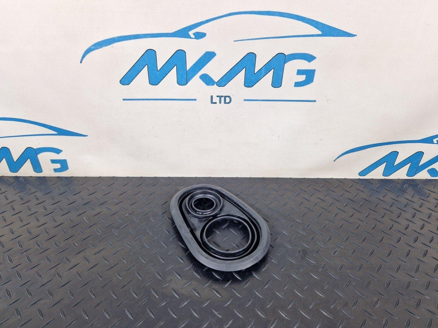 19-ON MERCEDES BENZ A CLASS W177 FUEL TANK FILLER NECK PIPE COVER A1774710200
