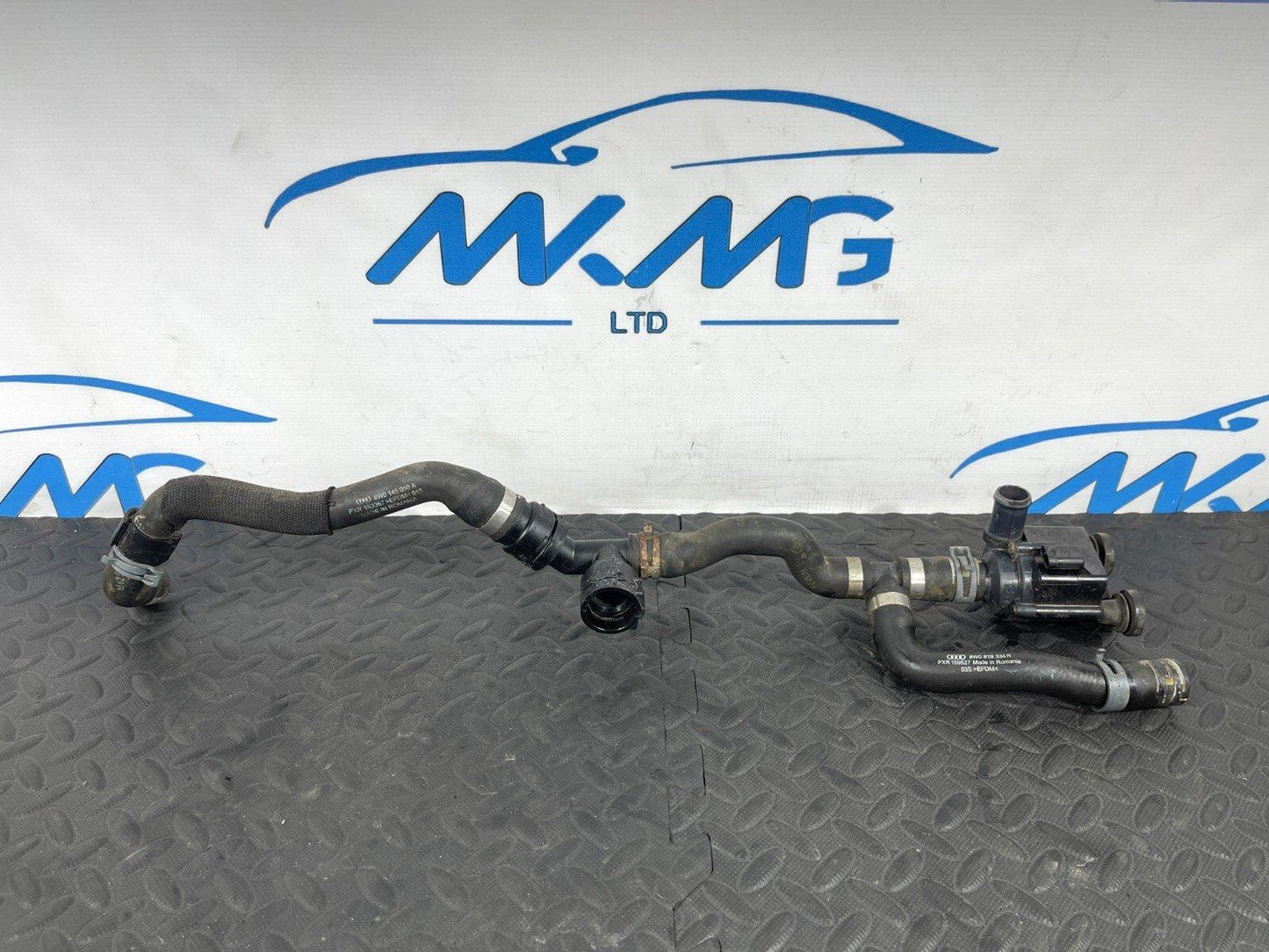 16-19 AUDI A4 B9 AVANT GENUINE AUXILIARY WATER COOLANT PIPE HOSE
