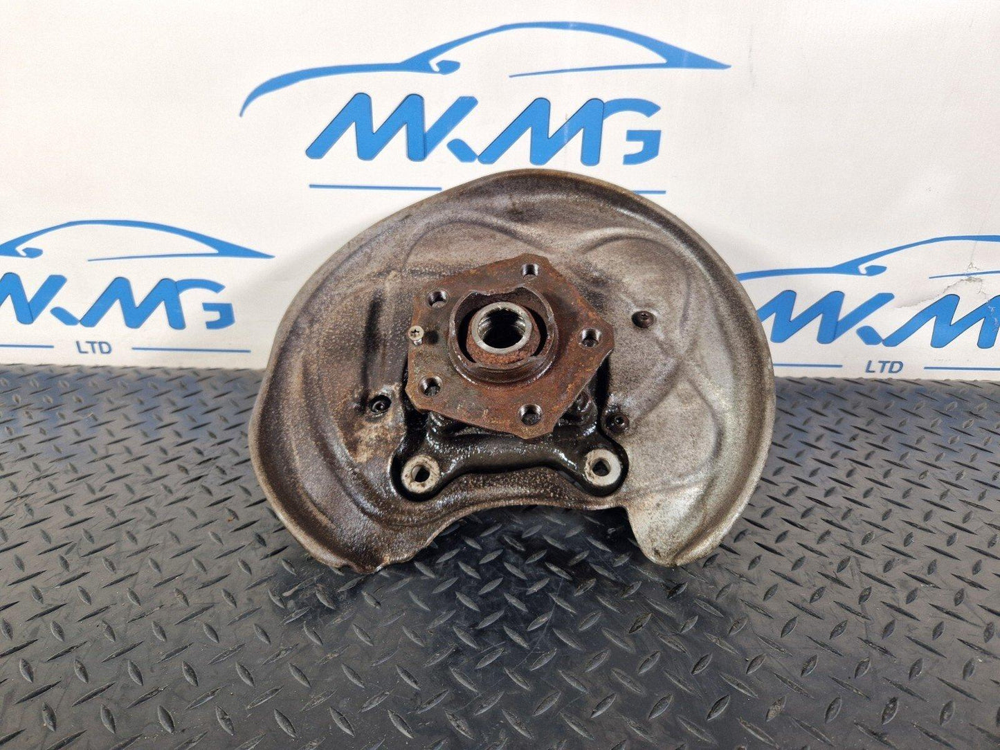16-23 AUDI A5 F5 SPORTBACK S-LINE REAR RIGHT DRIVER SIDE WHEEL HUB 8W0505436AA