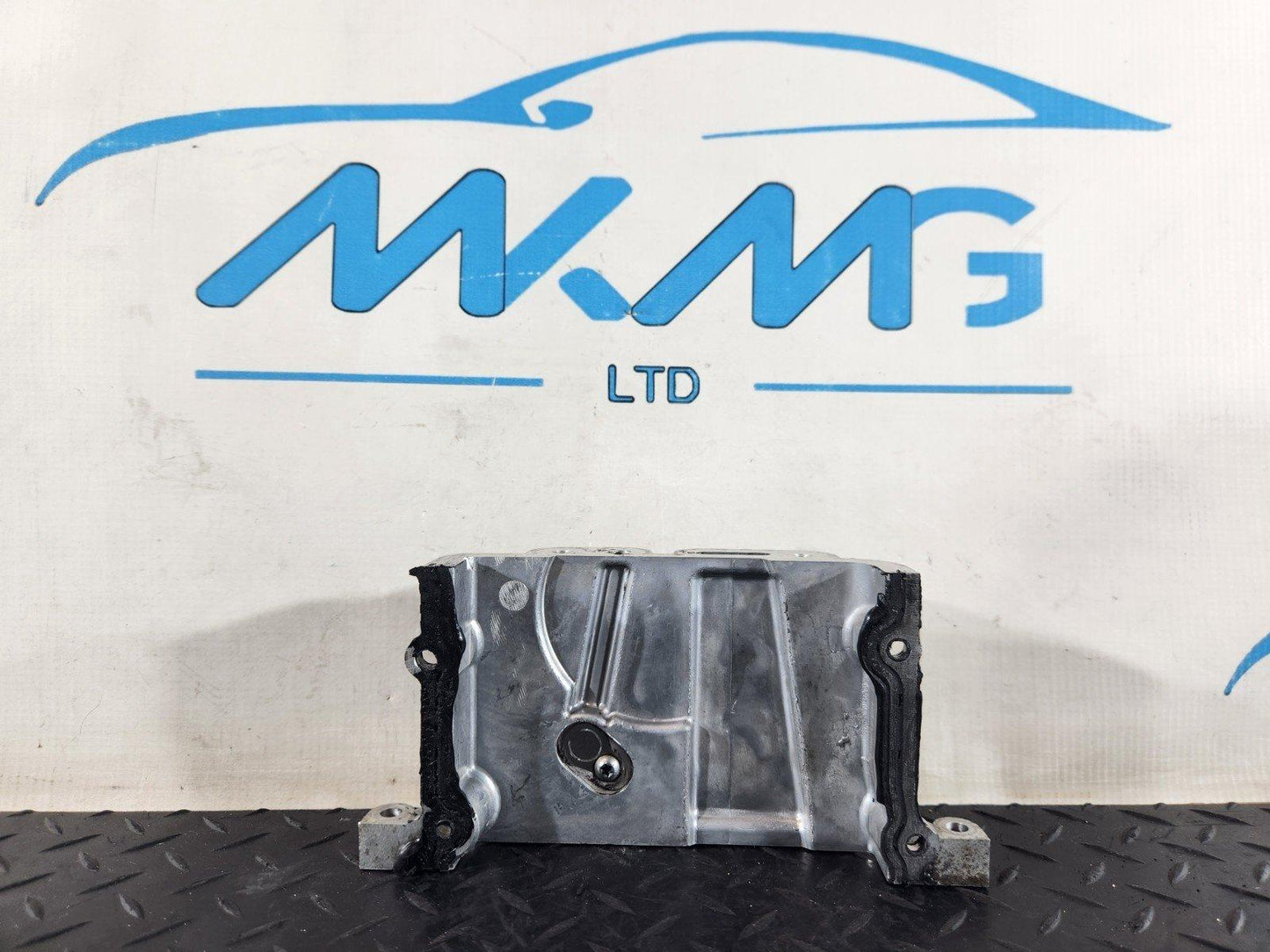 16-20 AUDI Q7 4M 3.0 DIESEL GENUINE CYLINDER HEAD END PLATE 059109122T
