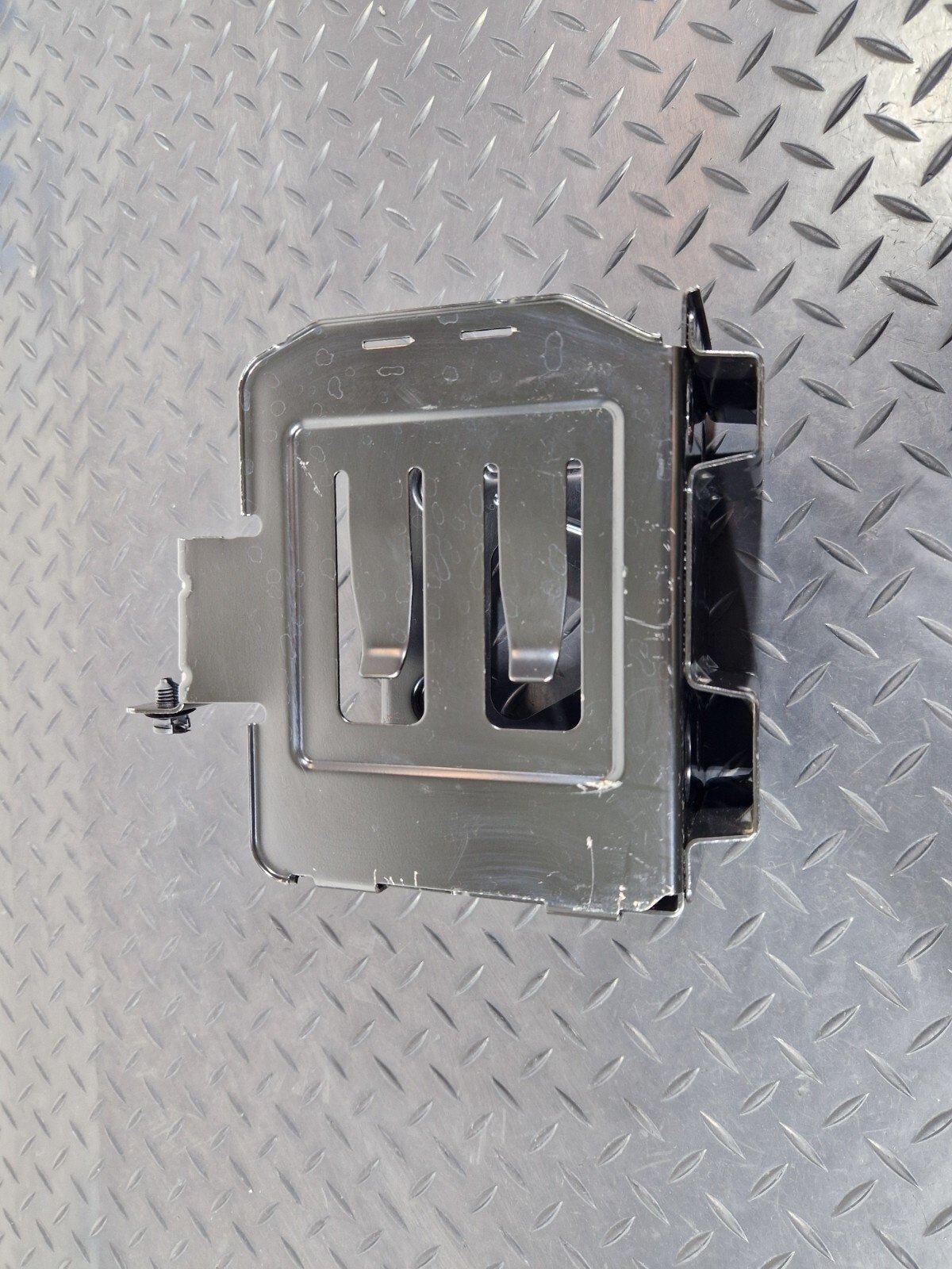 14-23 MERCEDES BENZ VITO W447 GENUINE BATTERY TRAY HOLDER BRACKET A4475402640
