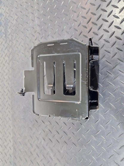 14-23 MERCEDES BENZ VITO W447 GENUINE BATTERY TRAY HOLDER BRACKET A4475402640