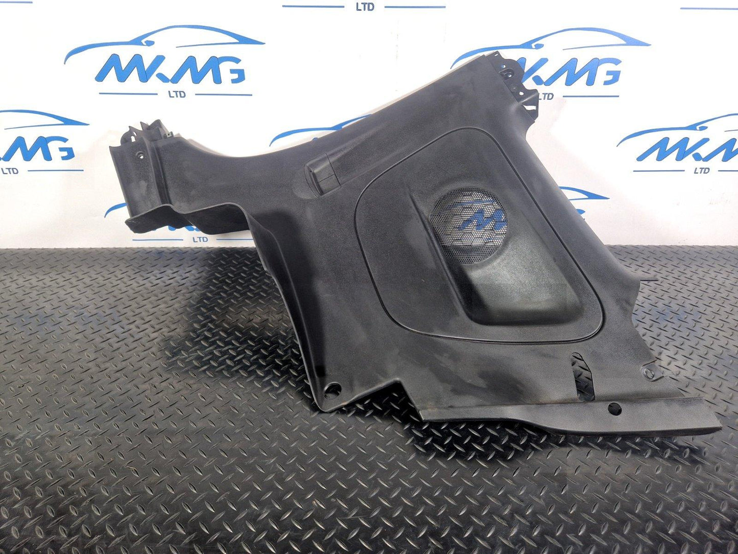 FIAT 500 595 ABARTH GENUINE REAR RIGHT O/S BOOT PANEL TRIM 735427210