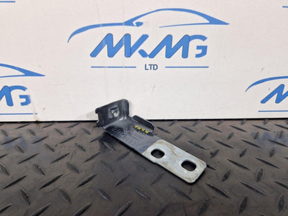 16-19 AUDI A4 B9 GENUINE FRONT DRIVER SIDE WING FENDER MOUNT BRACKET 8W0821434B