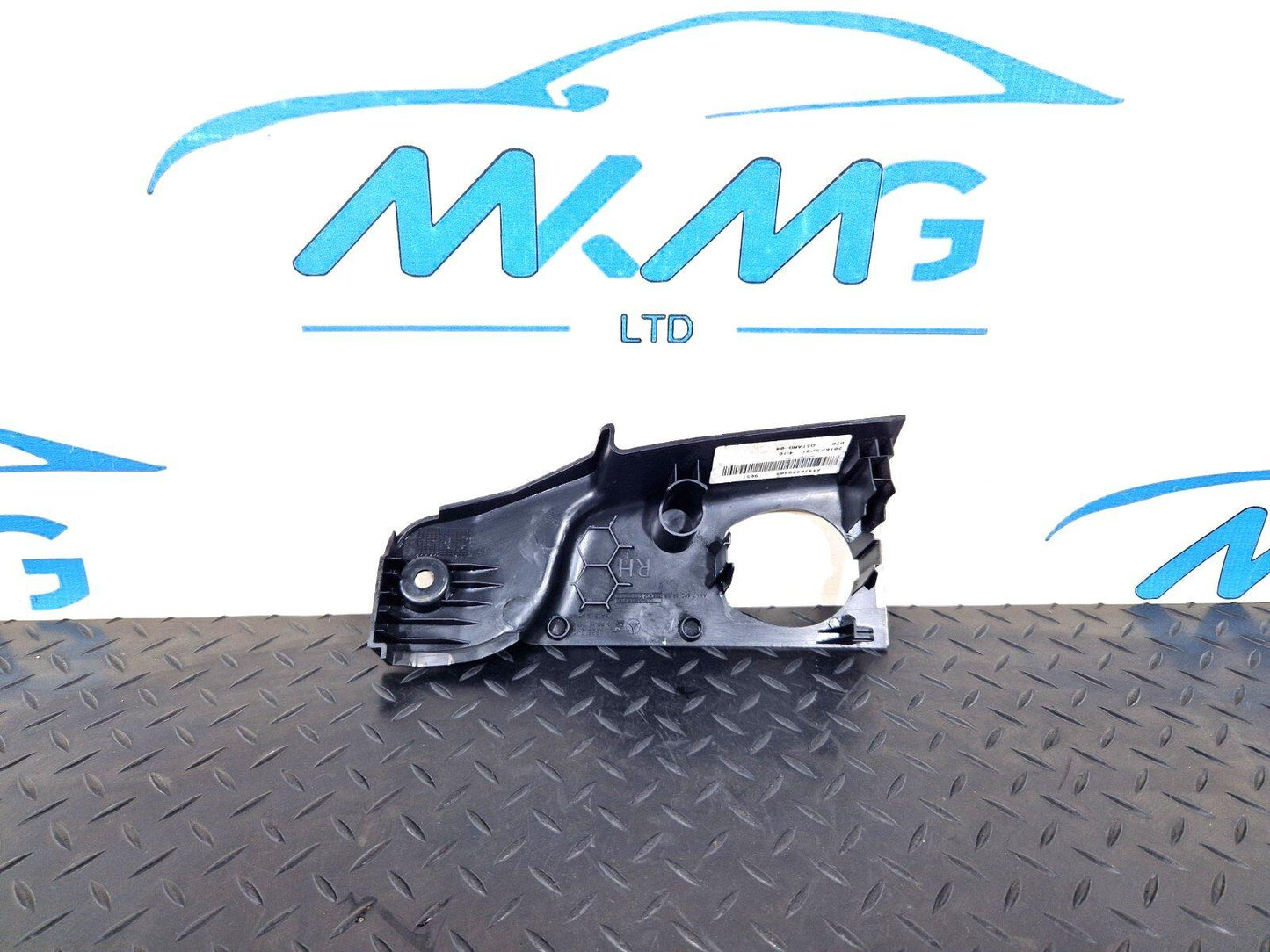 14-23 MERCEDES BENZ VITO W447 GENUINE REAR RIGHT INTERIOR PART A4476920903